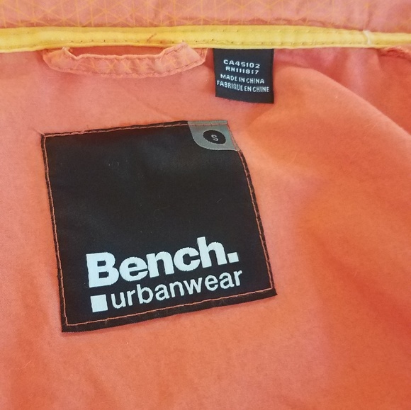 Bench jacket size small - Picture 6 of 8